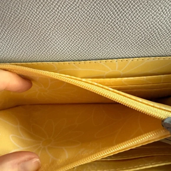 Betsey Johnson Floral Embellished Light Blue Crossbody Bag - Picture 8 of 10